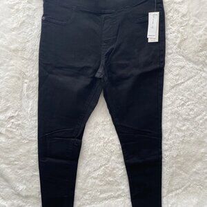 SALE! NEW Old Navy ROCKSTAR Black Women’s Size 8 Petite Mid-Rise Jeans NWT